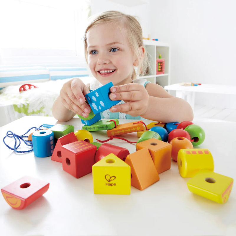 String-Along Shapes – Hape Australia